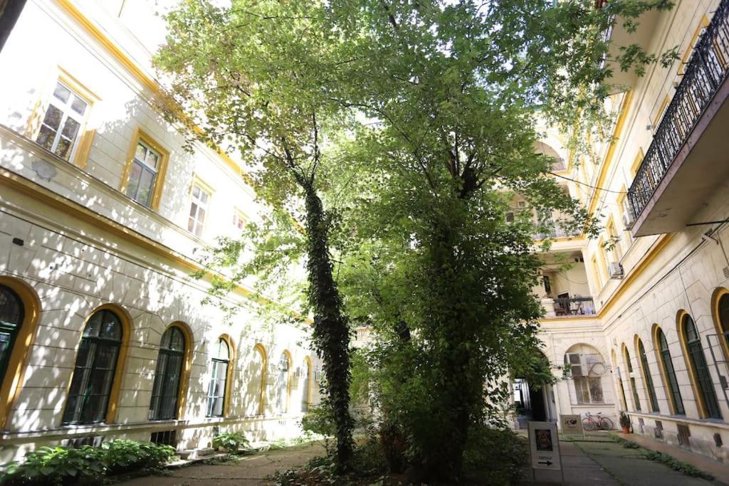 Quiet Home At Synagogue Budapesta Exterior foto
